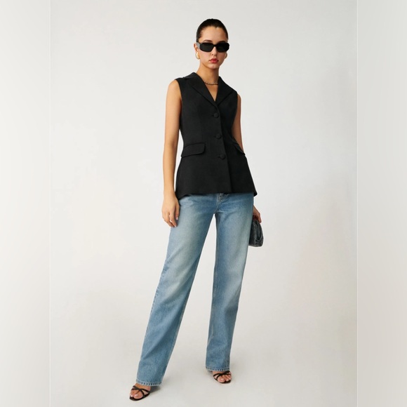 Reformation Billie Vest - Picture 5 of 7